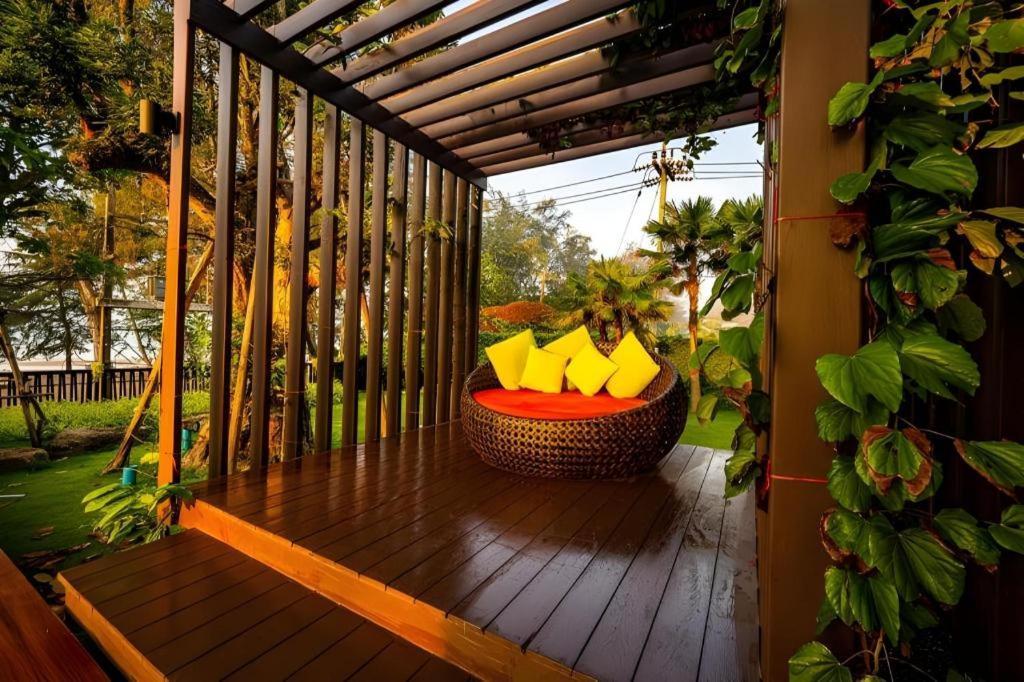 Chatnipa Beach Resort By Morseng Ban Hat Lek Exterior photo